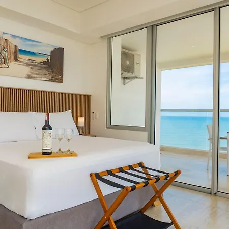 Cb1429 | Esquina Con Balcón Y Vista 180° Al Mar Cartagena